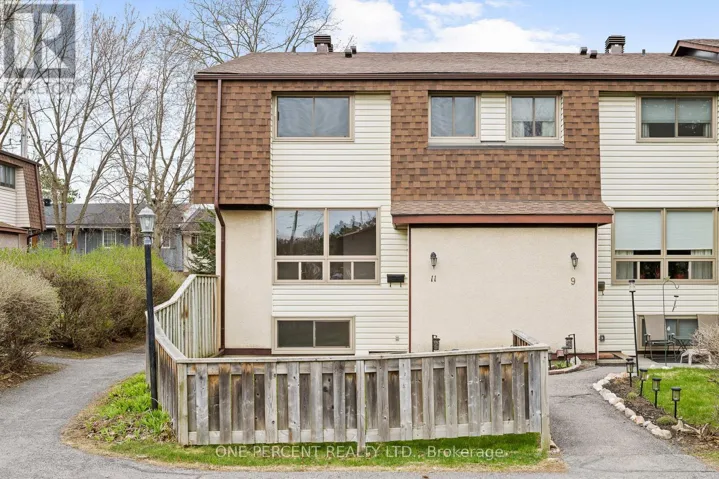 11 - 2640 DRAPER AVENUE, Ottawa, Ontario K2H8V3