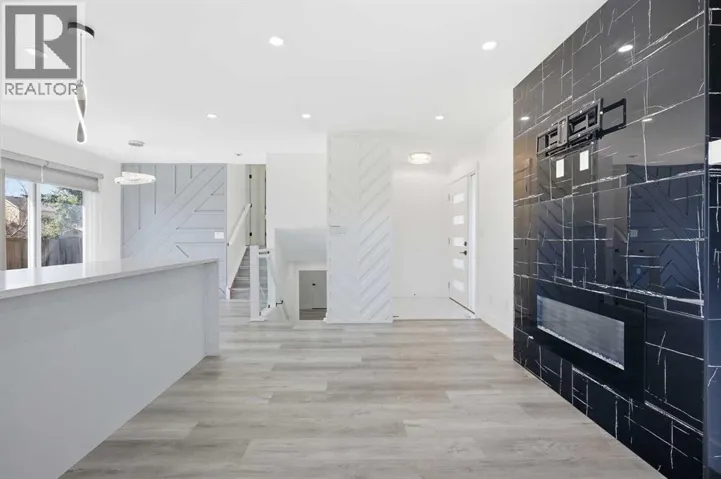 248 Castledale Way NE, Calgary, Alberta T3J2A2
