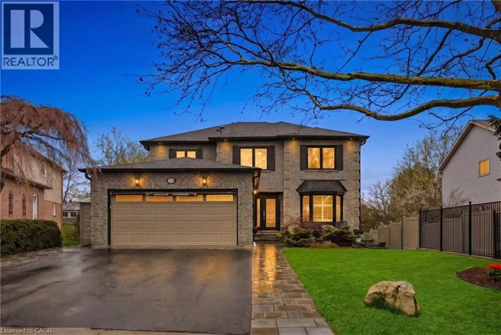 23 GOLFVIEW Crescent, Dundas, Ontario L9H6V1