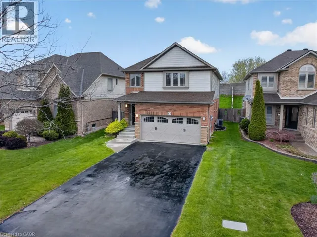 47 PLUM TREE Lane, Grimsby, Ontario L3M5T5