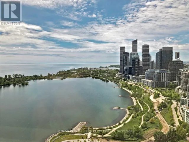 3904 - 1 PALACE PIER COURT, Toronto (Mimico), Ontario M8V3W9
