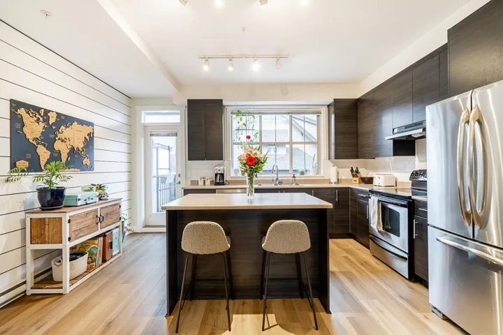 8 9525 204 STREET, Langley, British Columbia V1M0B9