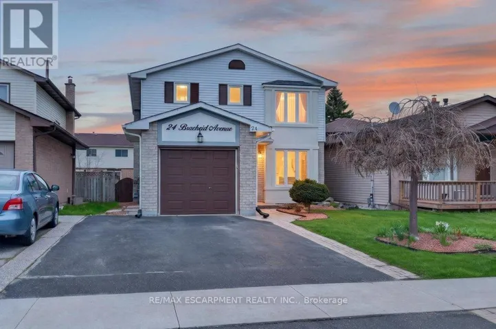 24 BRAEHEID AVENUE, Hamilton (Waterdown), Ontario L8B0C5