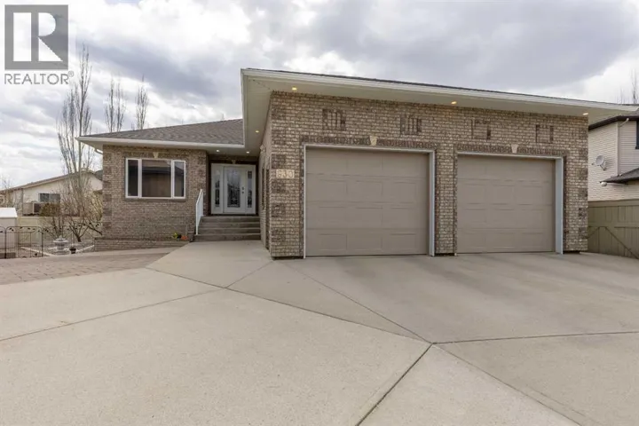 630 Couleecreek Place S, Lethbridge, Alberta T1K8C1