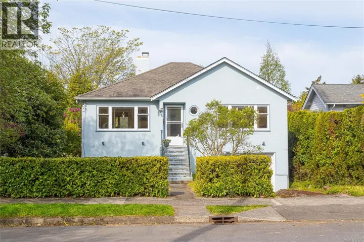 336 Irving Rd, Victoria, British Columbia V8S4A2