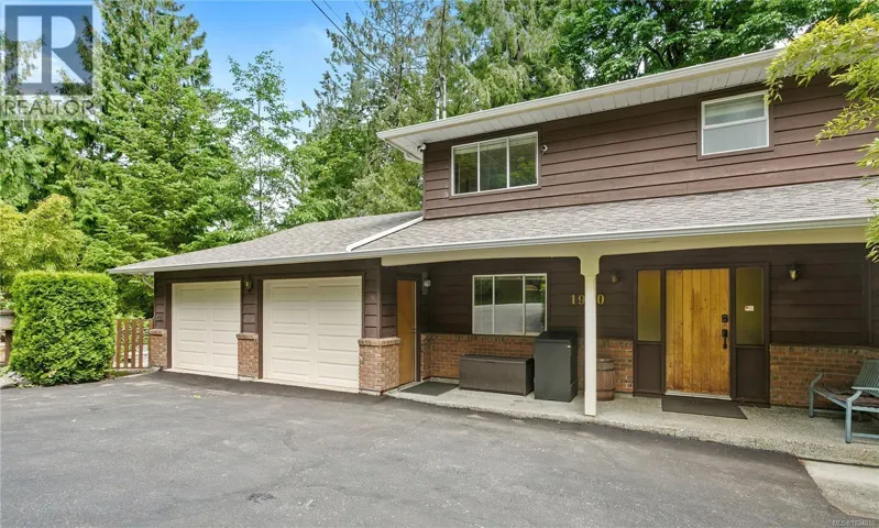 1970 Lands End Rd, North Saanich, British Columbia V8L5J2