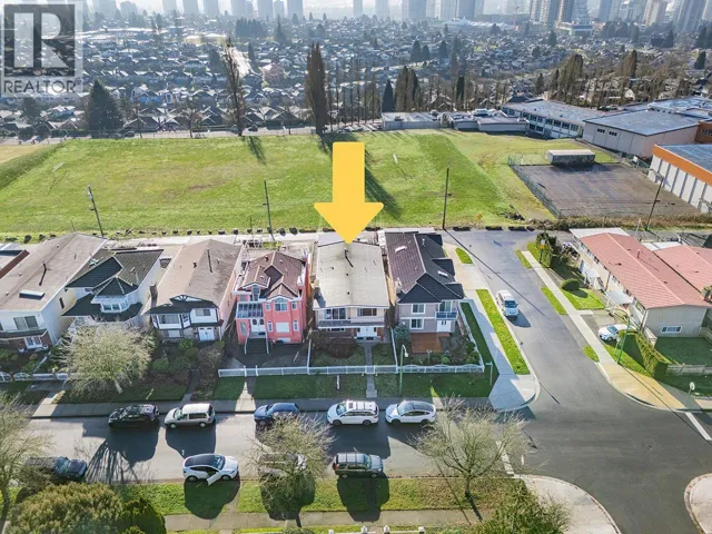 4710 UNION STREET, Burnaby, British Columbia V5C2Y4