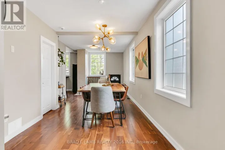 599 ROYAL YORK ROAD, Toronto (Stonegate-Queensway), Ontario M8Y2S8
