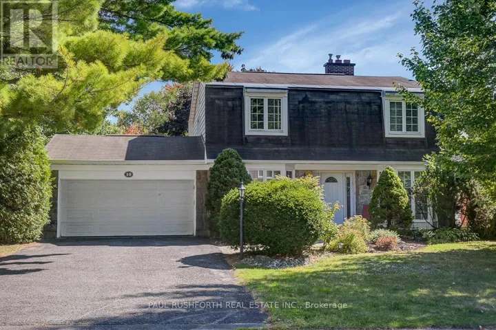 10 COSBURN AVENUE, Ottawa, Ontario K2H8A1