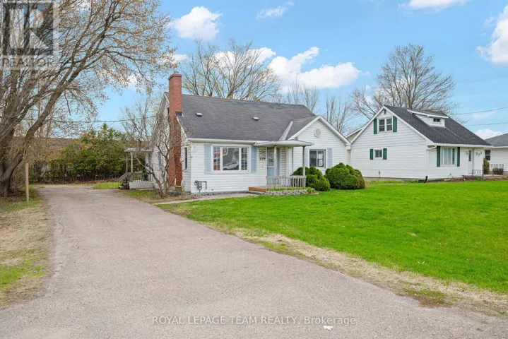 256 DANIEL STREET SOUTH STREET, Arnprior, Ontario K7S2M2