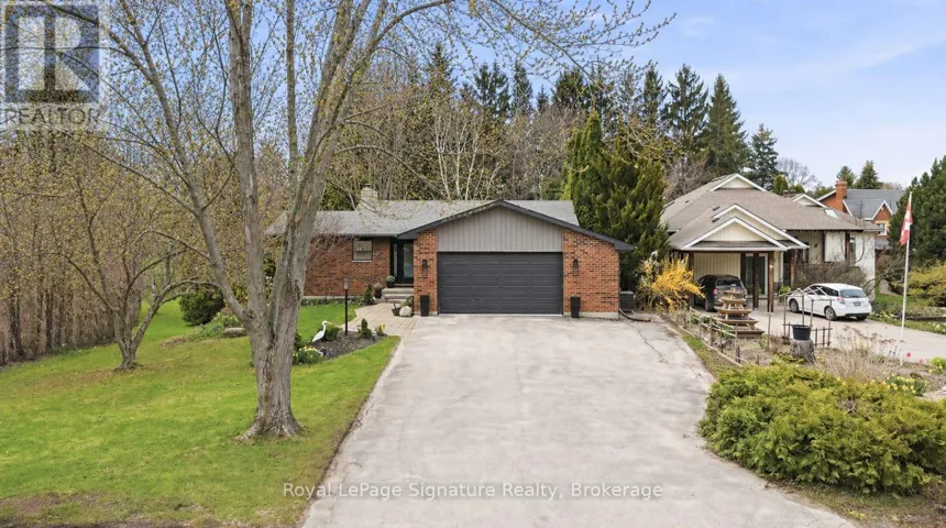 98 MOORE CRESCENT, Blue Mountains, Ontario N0H2P0