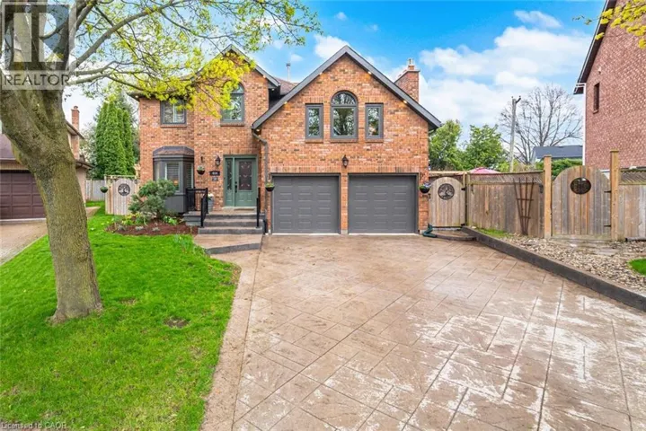 464 DELANEY Court, Burlington, Ontario L7L5T6