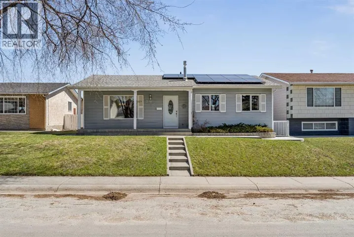 320 Whiteview Road NE, Calgary, Alberta T1Y1P8