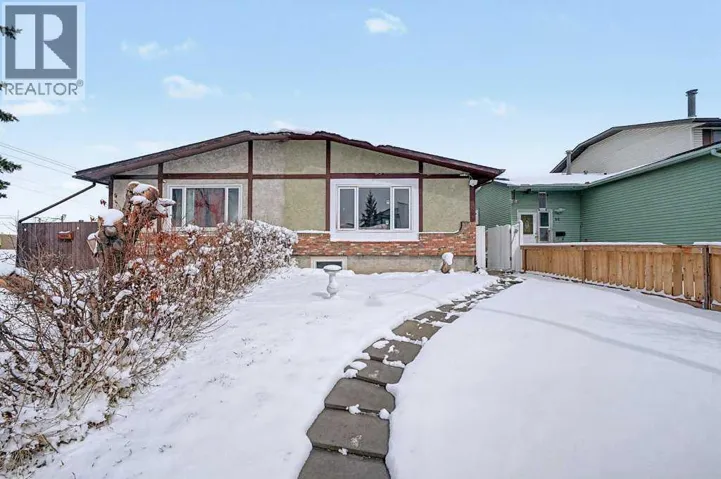 38 Whitman Close NE, Calgary, Alberta T1Y4h4