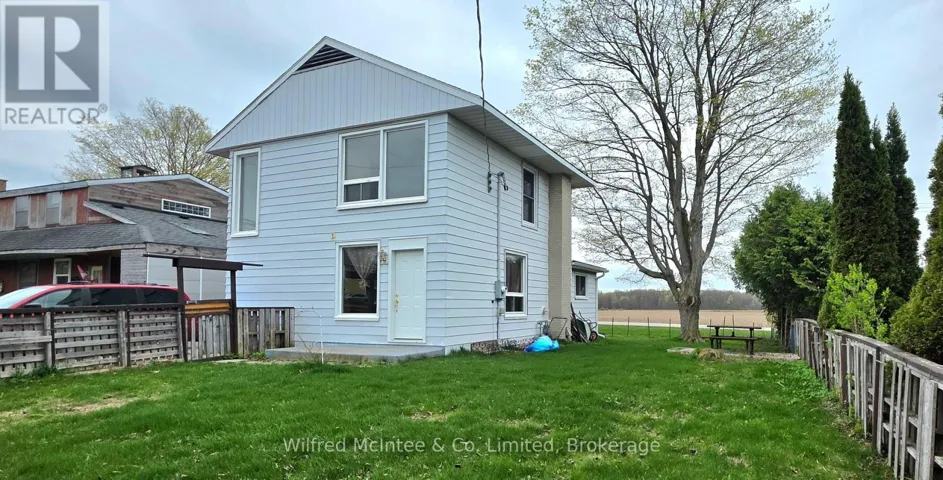 10 QUEBEC ROAD, Huron East (Vanastra), Ontario N0M1L0