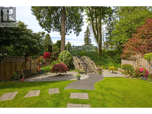 3358 JERVIS STREET, Port Coquitlam, British Columbia V3B4P3