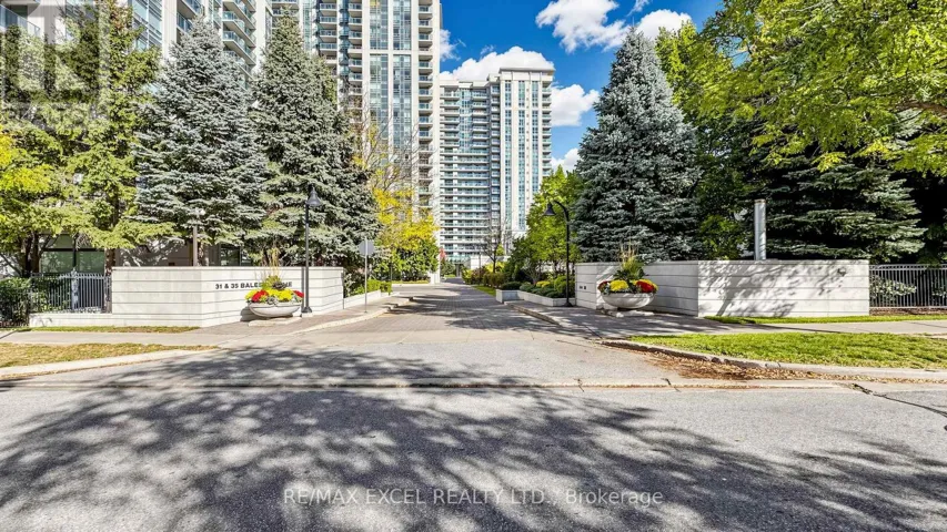 916 - 35 BALES AVENUE, Toronto (Willowdale East), Ontario M2N7L7
