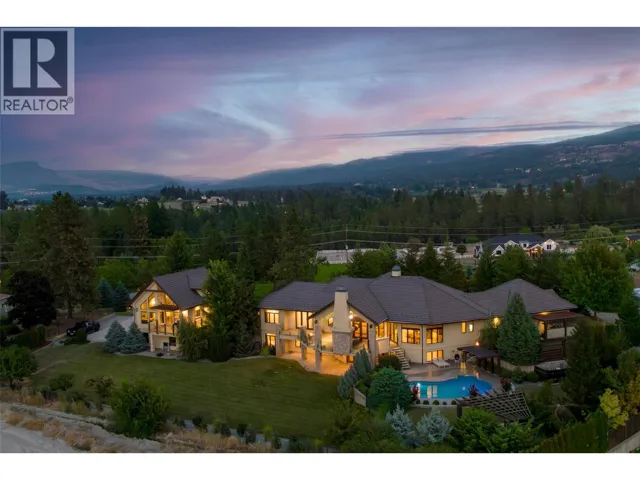4326- 4330 Bedford Lane, Kelowna, British Columbia V1W3C5