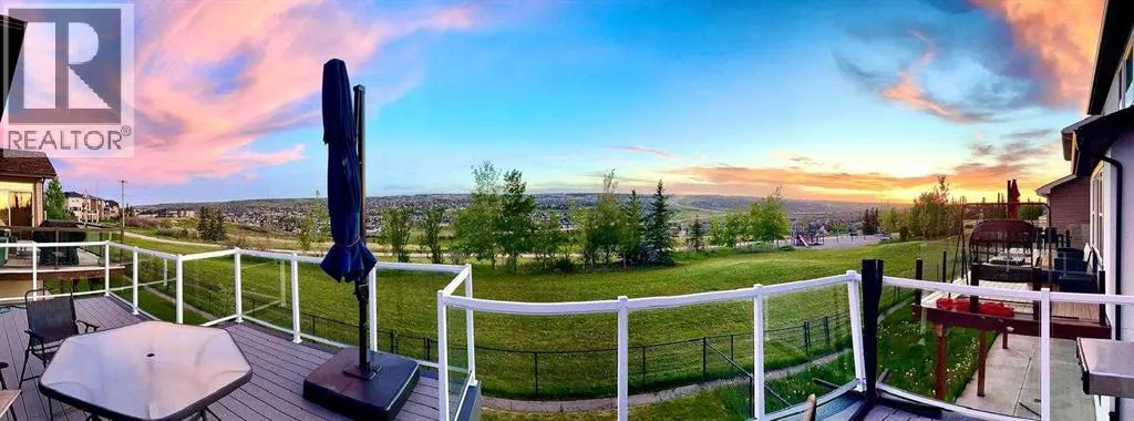 182 Panamount Road NW, Calgary, Alberta T3K0H8