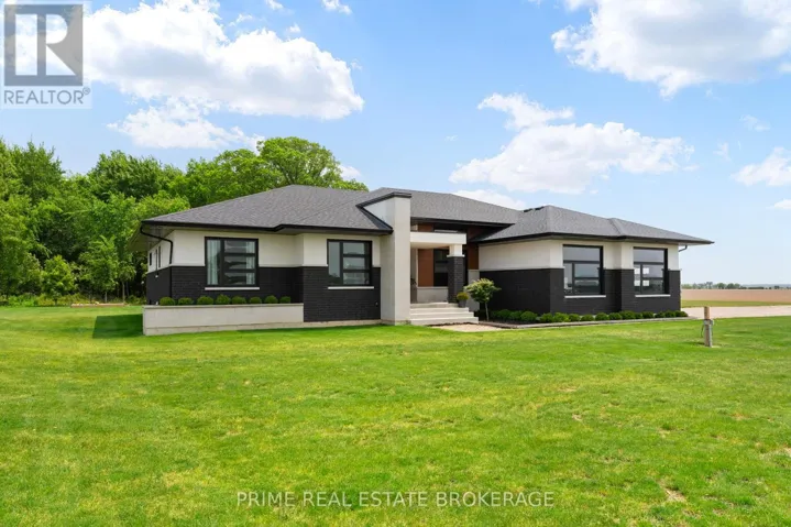 818 OIL HERITAGE ROAD, Chatham-Kent (Dresden), Ontario N0P1M0