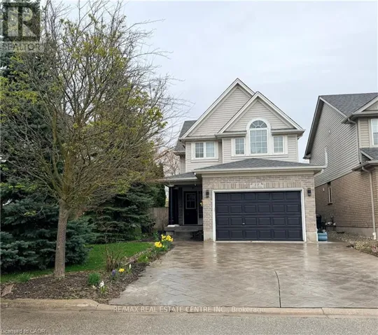 15 GEES WAY, Cambridge, Ontario N3C4M5