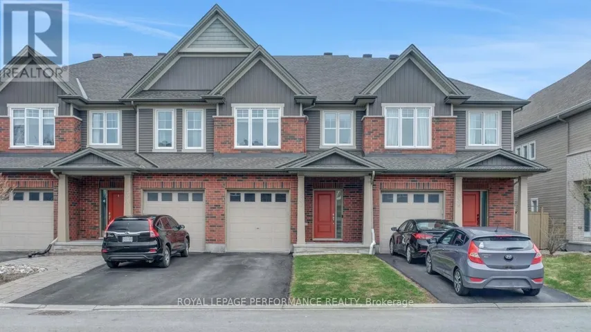 338 ALASKEN DRIVE, Ottawa, Ontario K1T0M4
