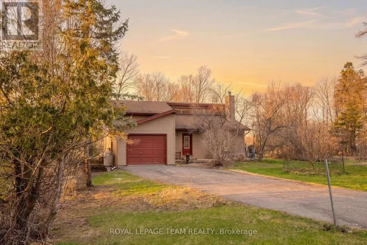 2870 OLD MAPLE LANE, Ottawa, Ontario K0A1T0