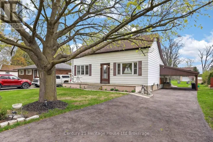 69 BEE STREET, Woodstock (Woodstock - South), Ontario N4S3Z2