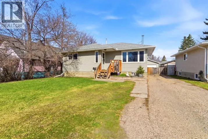 4820 48 Avenue, Innisfail, Alberta T4G1N7