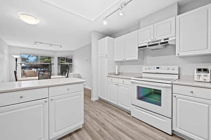 169 16080 82 AVENUE, Surrey, British Columbia V4N0N6