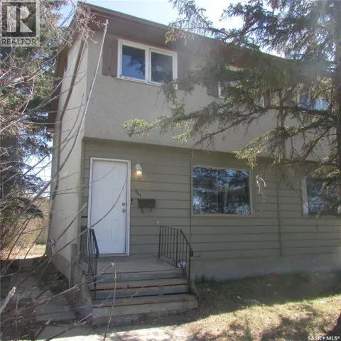 451 McIntosh STREET, Regina, Saskatchewan S4R4Z7