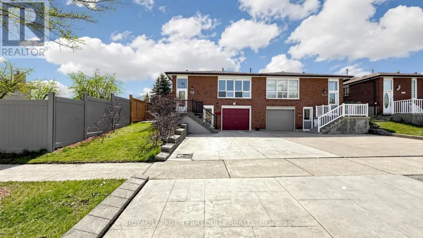 2526 KINGSBERRY CRESCENT, Mississauga (Cooksville), Ontario L5B2K5