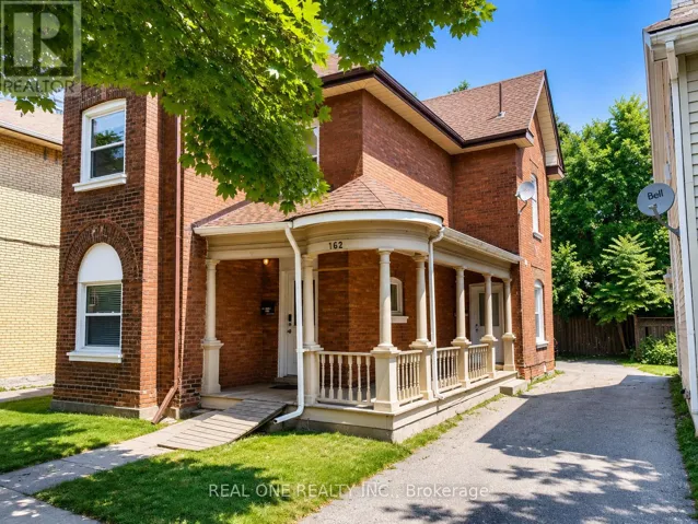 MAIN FLOOR - 162 DARLING STREET, Brantford, Ontario N3S3W6