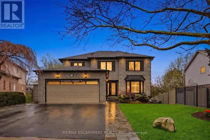 23 GOLFVIEW CRESCENT, Hamilton (Dundas), Ontario L9H6V1