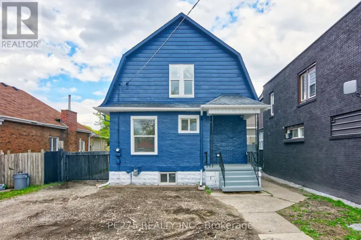 272 VIDAL STREET S, Sarnia, Ontario N7T2T7