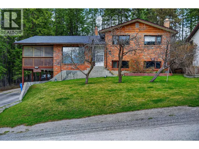 1605 Gareb Road, Golden, British Columbia V0A1H3
