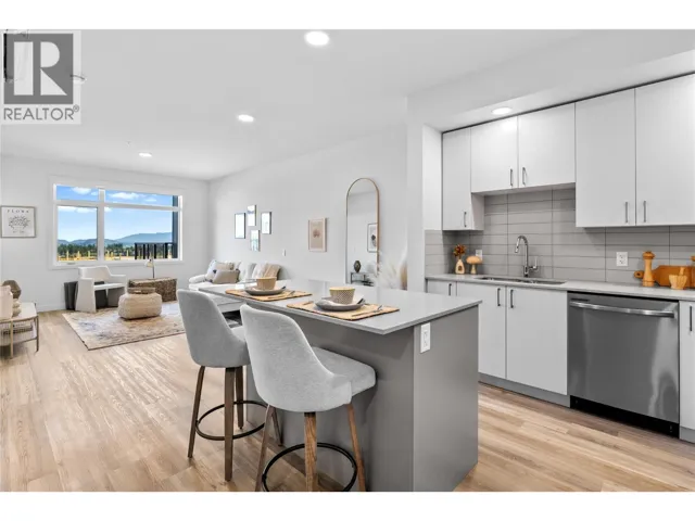 1111 Frost Road Unit# 403, Kelowna, British Columbia V1W0G8