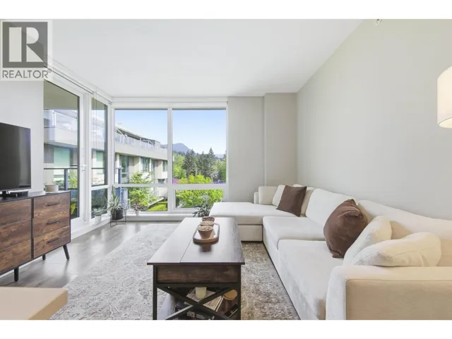 501 680 SEYLYNN CRESCENT, North Vancouver, British Columbia V7J0B5