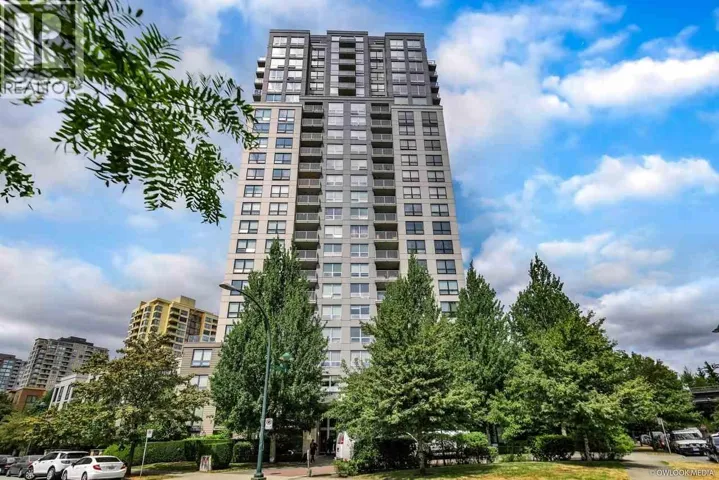 810 3663 CROWLEY DRIVE, Vancouver, British Columbia V5R6H4