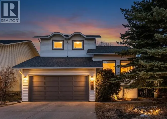 260 Hawkwood Boulevard NW, Calgary, Alberta T3G3E8