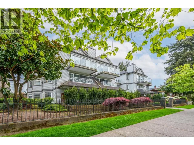 103 1868 E 11TH AVENUE, Vancouver, British Columbia V5N1Z1