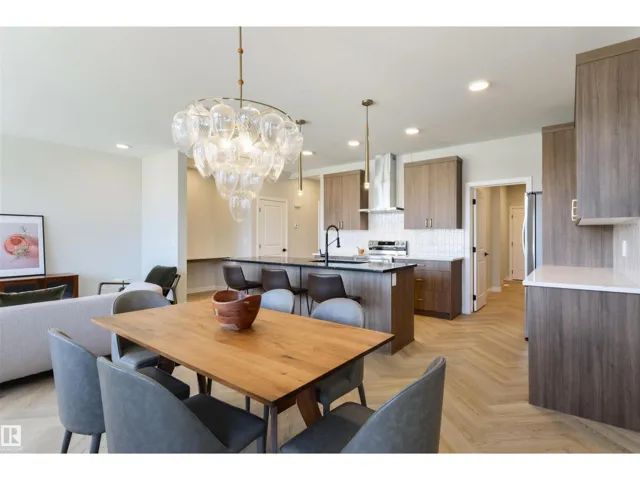 20612 43 AV NW, Edmonton, Alberta T6M3E3