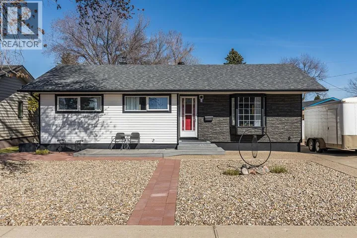1361 Parker Avenue NW, Medicine Hat, Alberta T1A6X1