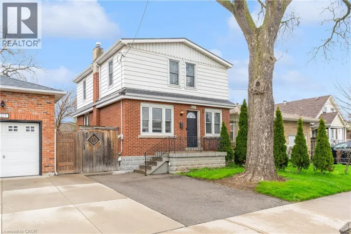221 JULIAN Avenue, Hamilton, Ontario L8H5S2