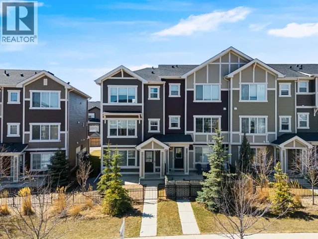 205 Sundown Road, Cochrane, Alberta T4C2M6