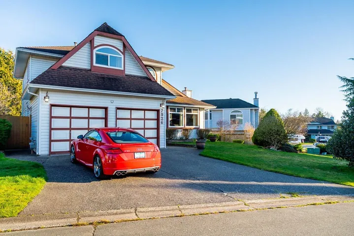 7926 161 STREET, Surrey, British Columbia V4N0K3