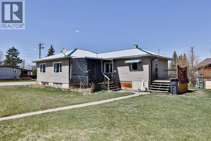 209 3 Avenue, Warner, Alberta T0K2L0