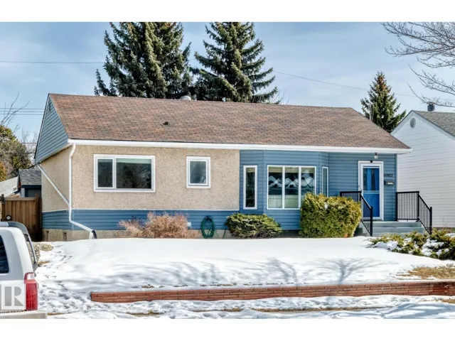 10927 146 ST NW, Edmonton, Alberta T5N3A8