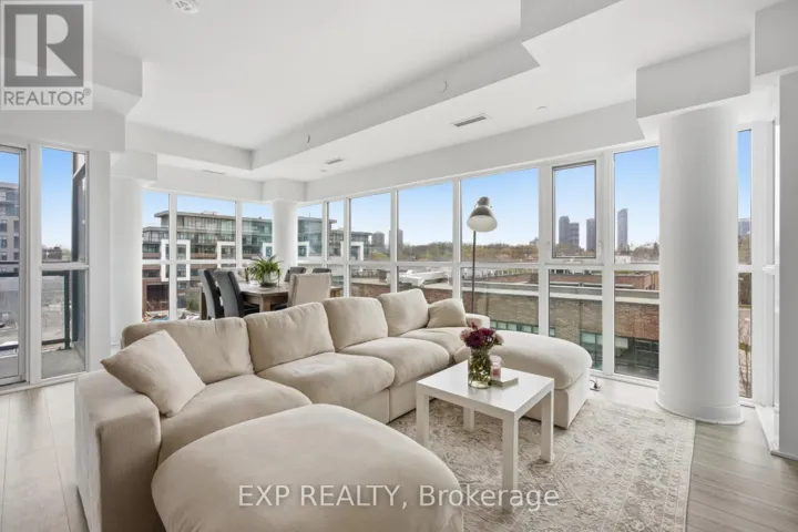 25 NEIGHBOURHOOD LANE, Toronto (Stonegate-Queensway), Ontario M8Y0C4