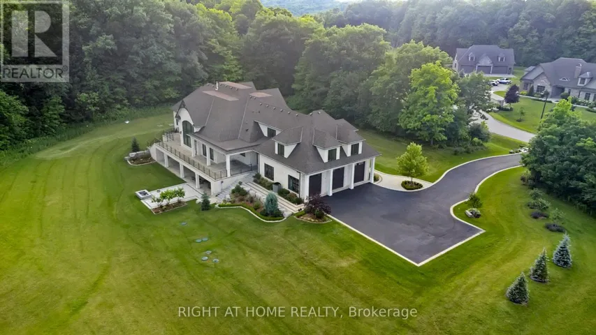 2606 HARVESTMOON LANE, Burlington, Ontario L7P0N5